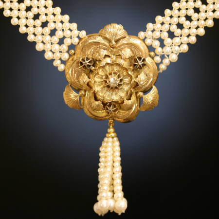 Victorian pearls necklace 18kt gold pendant (image 1 of 3)